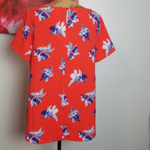 Top - Picture 3 of 4